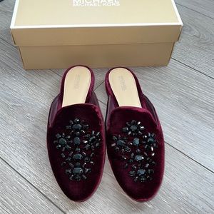 Michael Kors velvet slides size 8